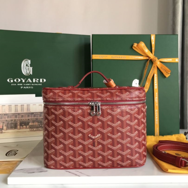 Go*ard cosmetic bags